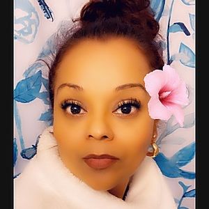 Meet your Posher, Fabiola